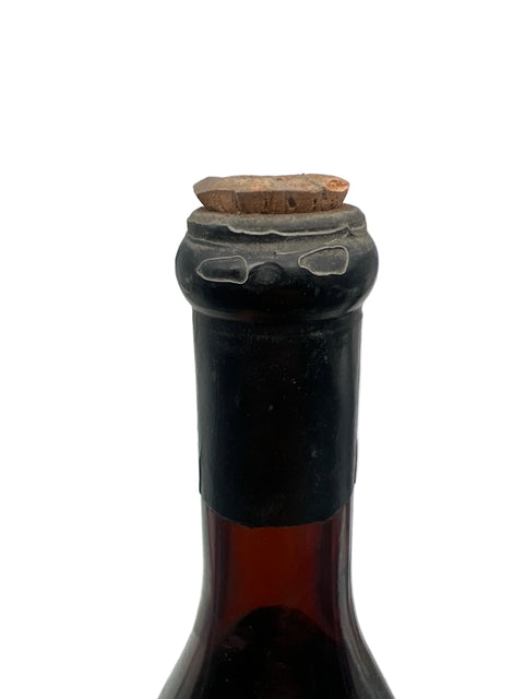 Barolo Cav. G. Ceste 1977 cork issues no cap
