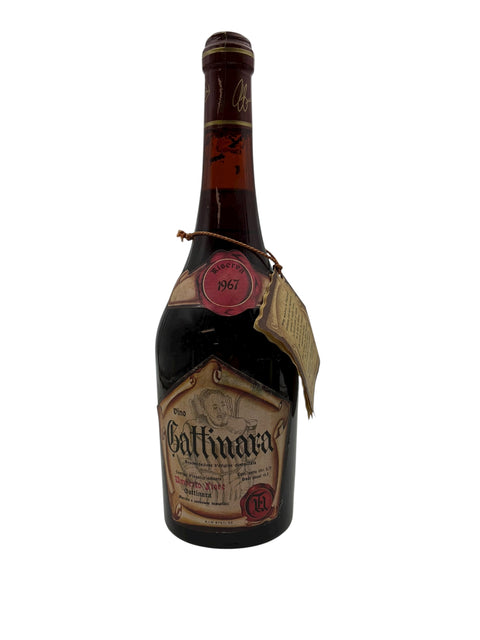 Flaske af Gattinara Umberto Vose 1967 rødvin