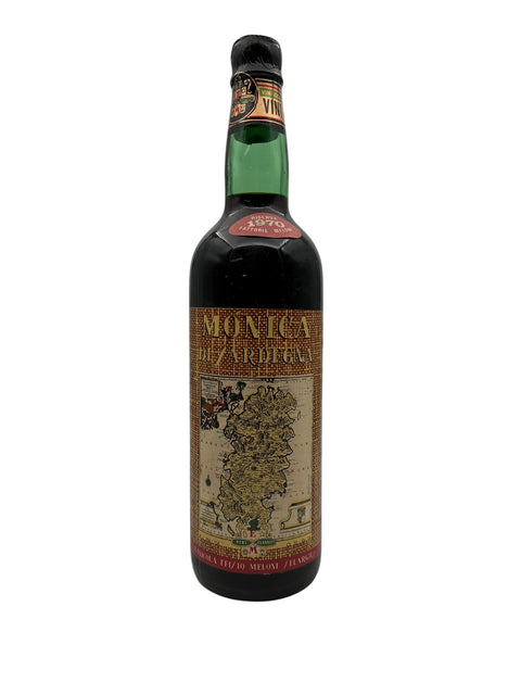 Flaske af Monica di Sardegna Meloni 1970 rødvin fra Sardinien