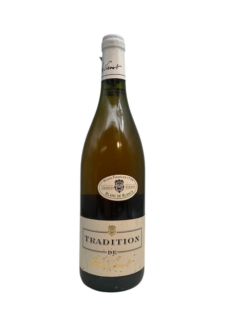Flaske af Tradition Charles Vienot hvidvin