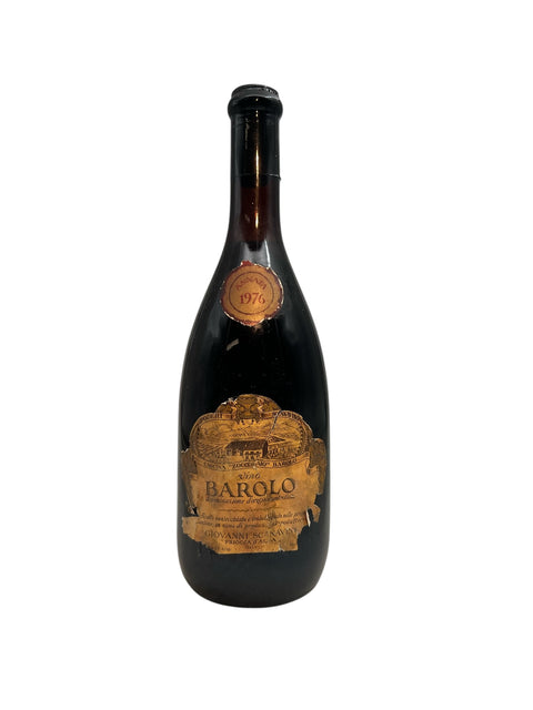 Flaske af Barolo Giovanni Scanavino 1976 rødvin