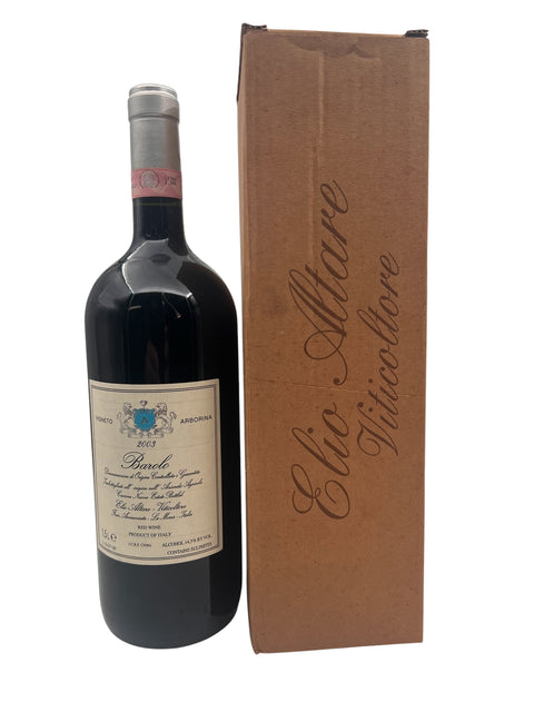 Flaske af Barolo Elio Altare 2003 med original emballage